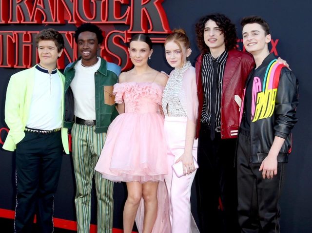 『ストレンジャー・シングス』撮影終了、ミリーが涙ながらにスピーチ