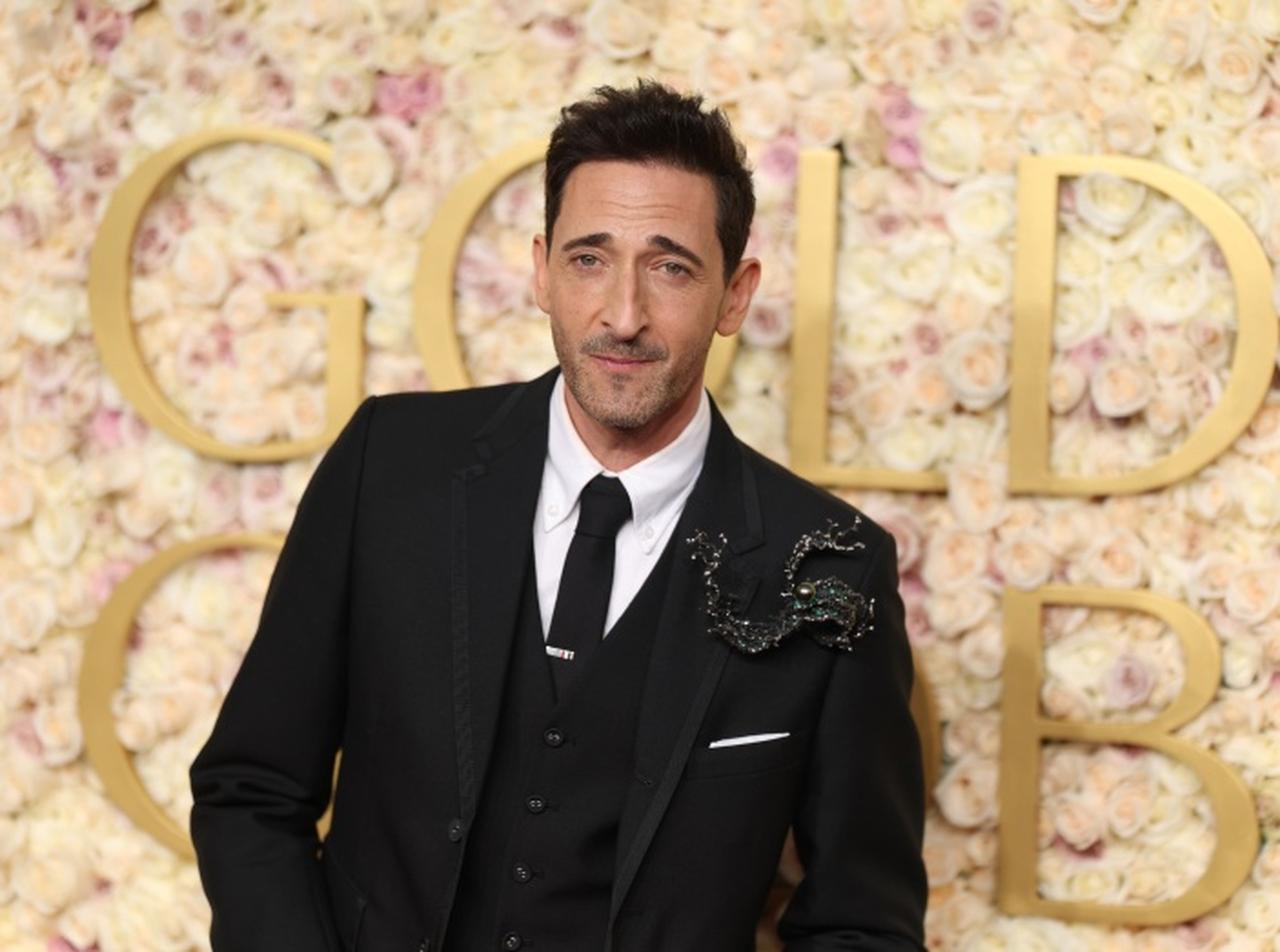 エイドリアン・ブロディ、山火事のLAを想い受賞スピーチで涙