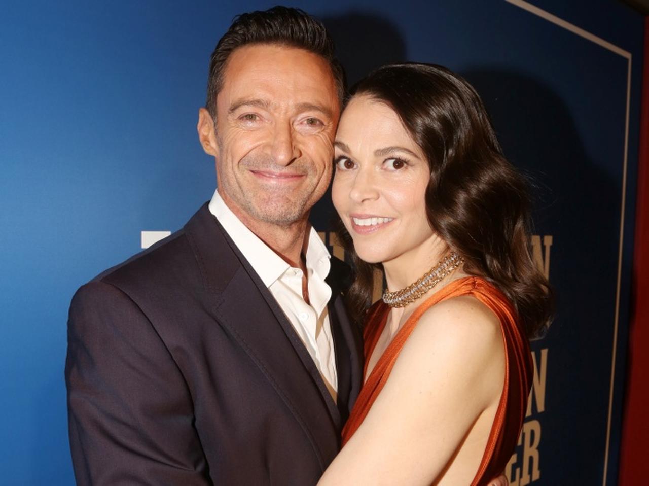 ヒュー・ジャックマン、不倫が報じられた相手と手繋ぎデート