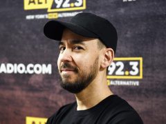 リンキン・パークのマイク・シノダ、日本で誕生日をお祝い
