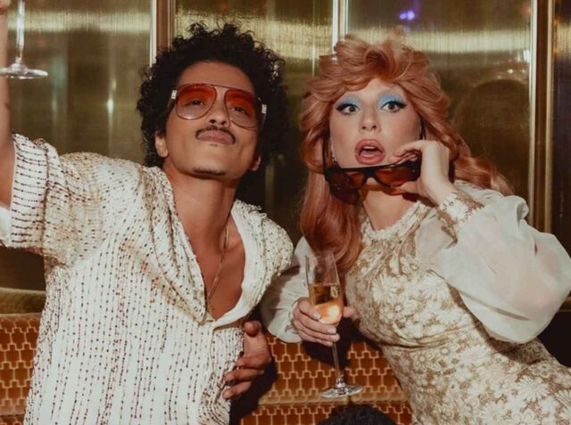 ブルーノ・マーズ＆レディー・ガガ、グラミー賞授賞式でパフォーマンス