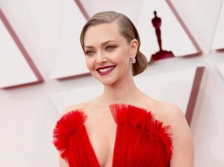 アマンダ・サイフリッド、『ウィキッド』オーディションでシンシアとデュエット