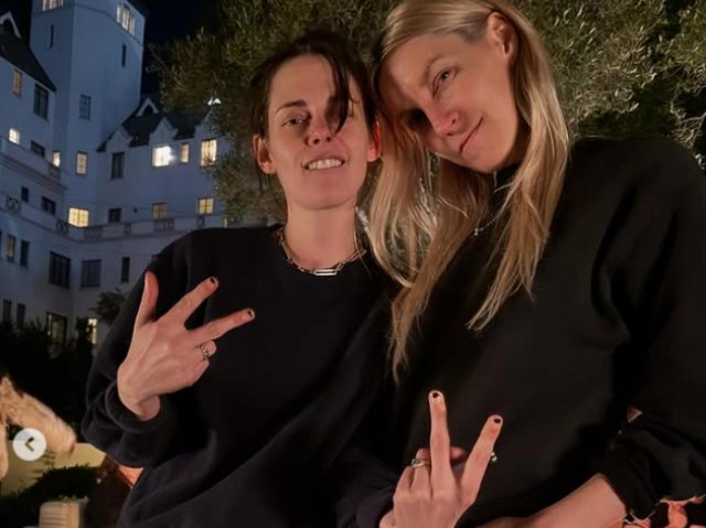 クリステン・スチュワートの秘蔵写真を婚約者が誕生日に公開