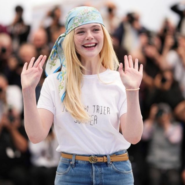 エル・ファニング、11歳の子どもがデザインしたTシャツでカンヌ国際映画祭へ