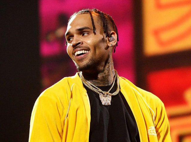 クリス・ブラウンが逮捕、2年前の出来事が原因か