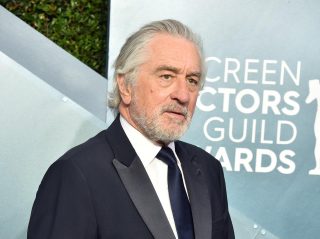 ロバート・デ・ニーロ、カミングアウトしたトランスジェンダー娘を支持