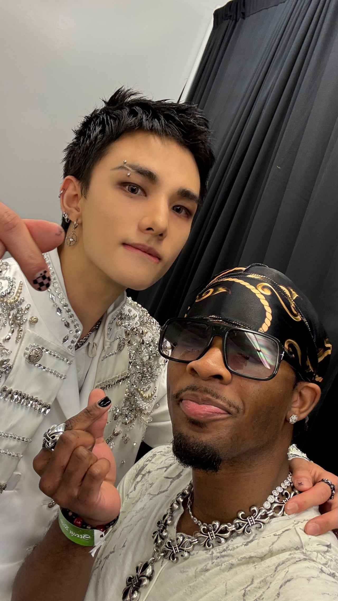 “夢の共演”ついに実現！d4vd×ヒョンジン(Stray Kids)、感情揺さぶるコラボ曲「Always Love」本日リリース