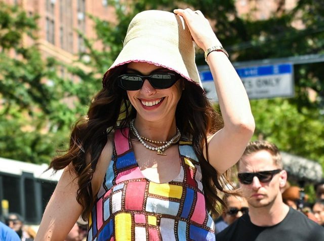 アン・ハサウェイが再びアンディに！『プラダを着た悪魔』続編の撮影