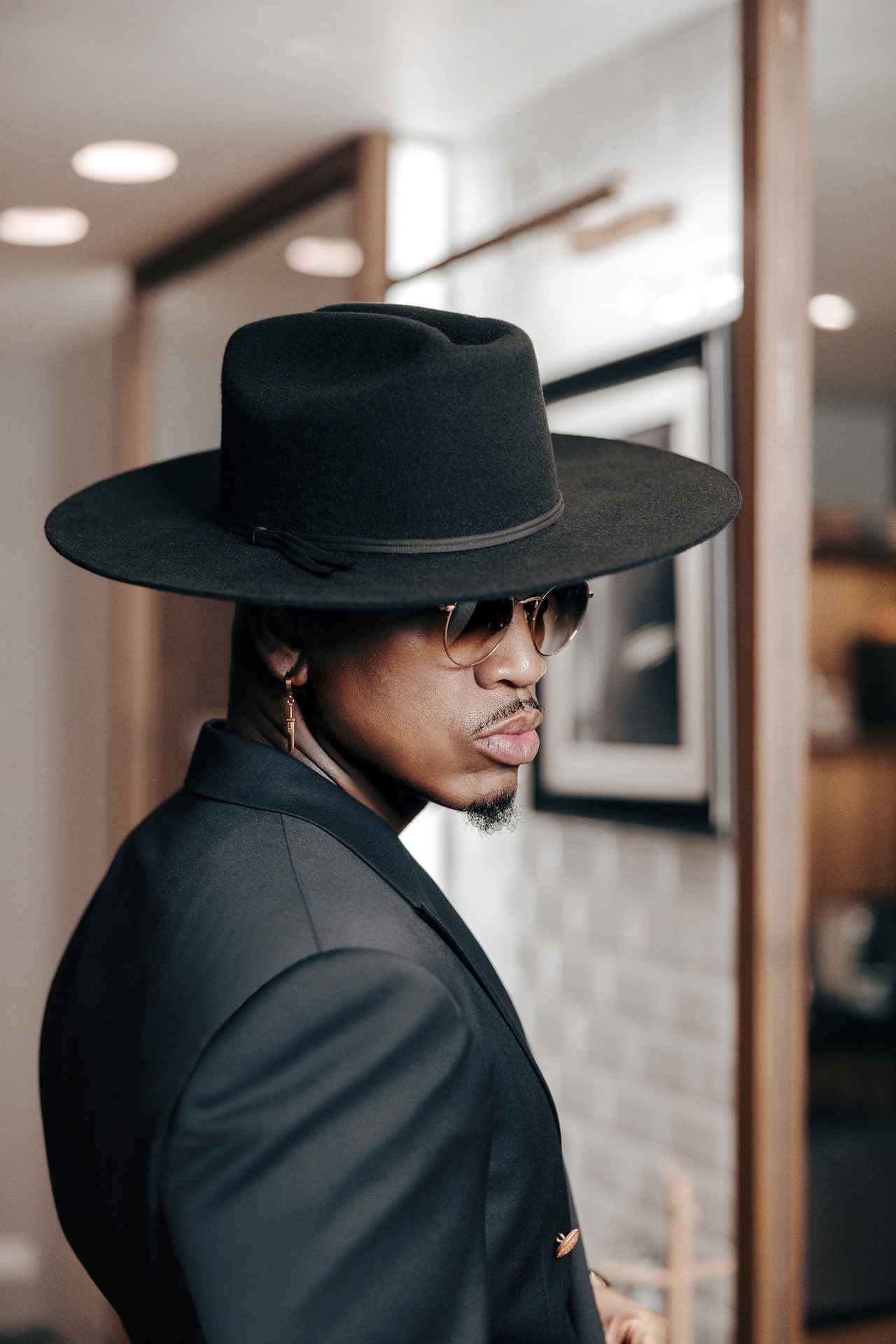 グラミー3冠NE-YO、日本に感謝を込めた“20周年ベスト”リリース&神戸&東京で記念ライブ開催