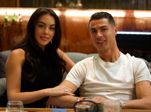 クリスティアーノ・ロナウド、婚約者への指輪は7億円超えか