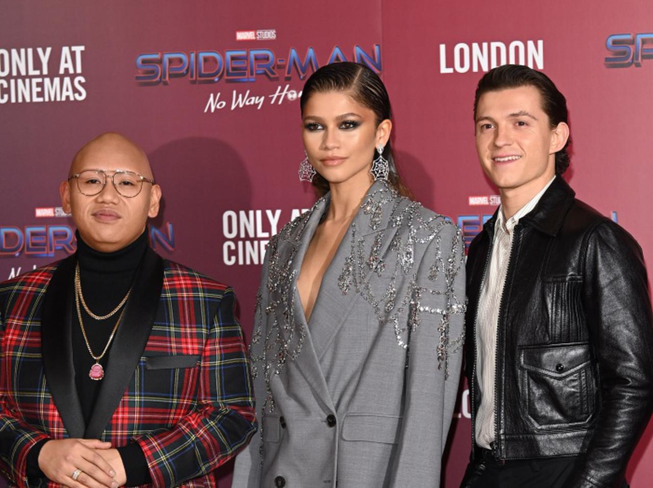 新作『スパイダーマン』にハルクが登場、トムホは新スパイダーマンスーツをお披露目