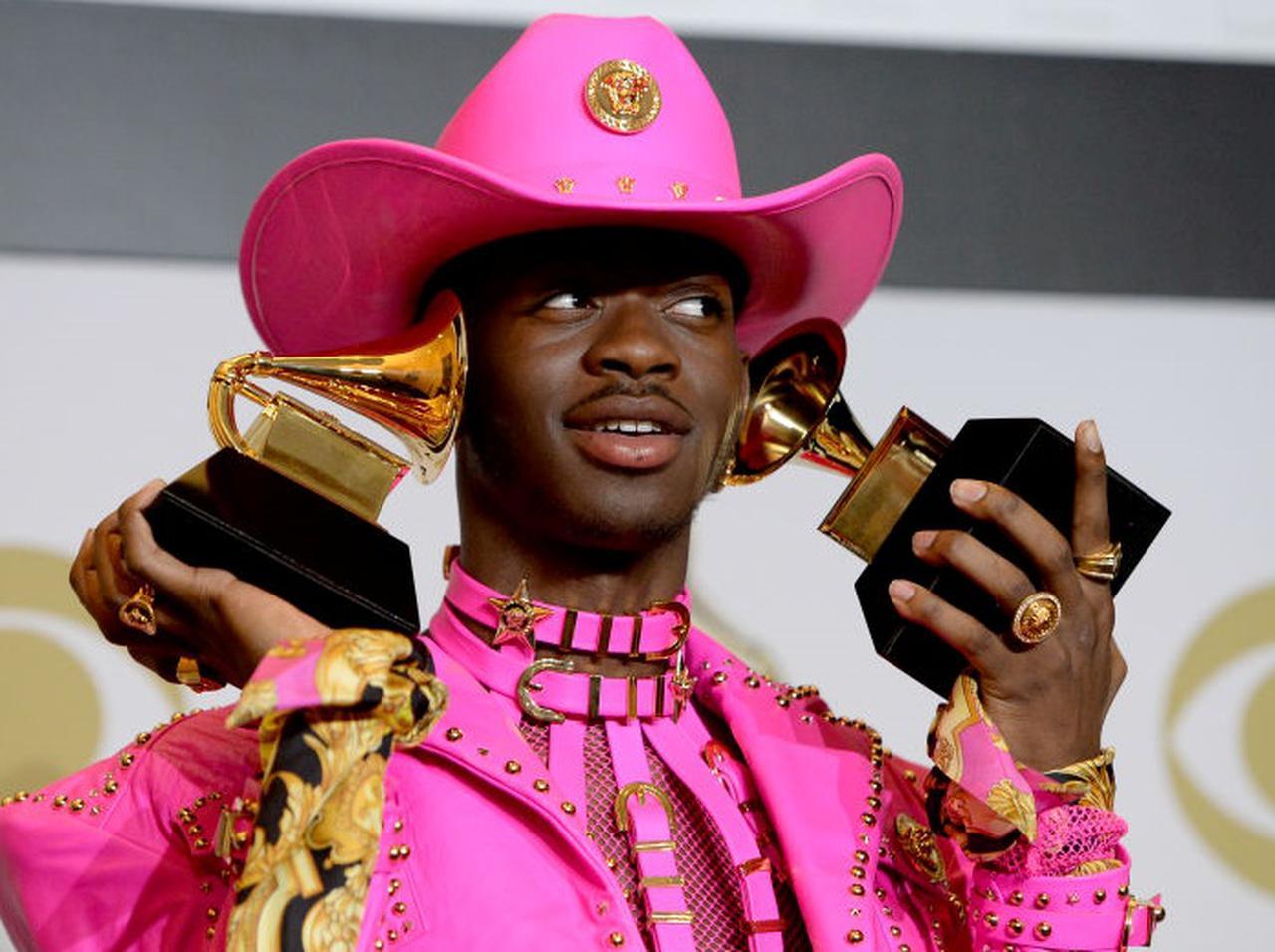 グラミー賞受賞が逮捕、薬物の影響下にあったか