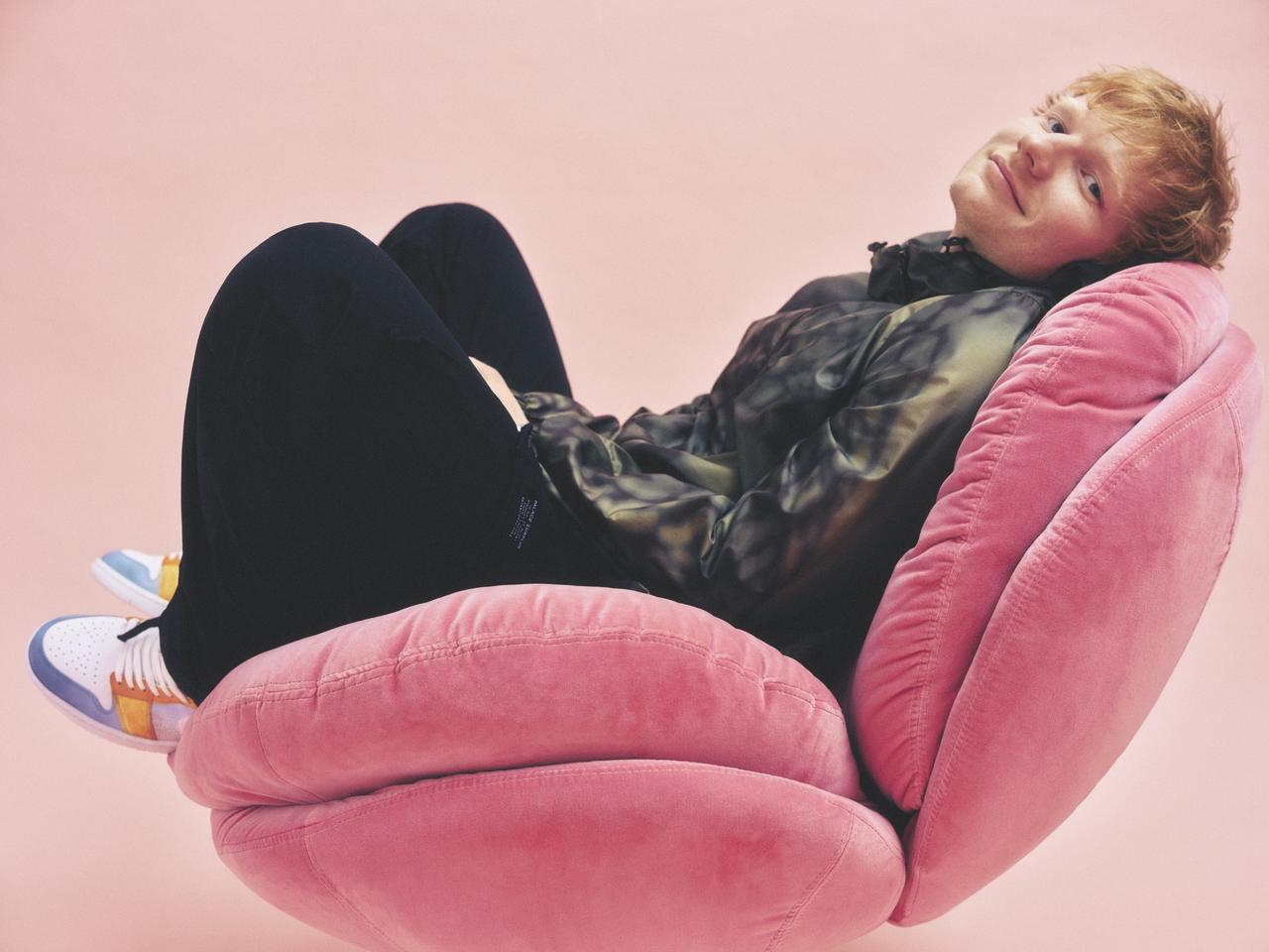 エド・シーランが大江戸線をジャック!コラボ車内が想像以上にヤバすぎた