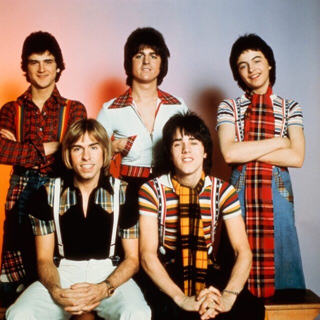 あの“タータン旋風”が再び――ベイ・シティ・ローラーズ、50年の軌跡をたどる日本限定ベスト盤が登場