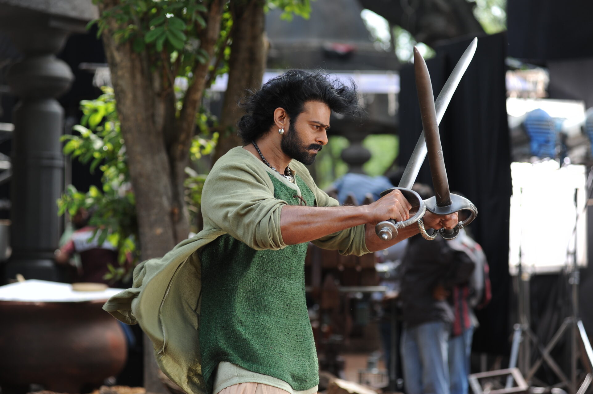 プラバース来日決定に歓喜!未公開シーン満載の『バーフバリ エピック4K』が日本で覚醒