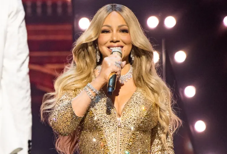 マライア・キャリー、子どもたちと日本でハロウィン!仮装に注目