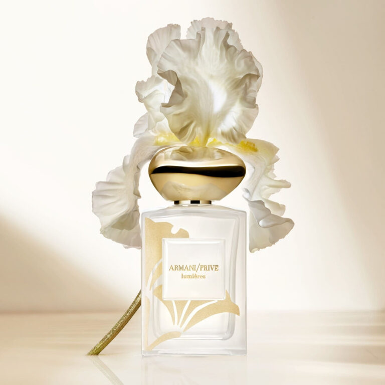 まるでクチュールドレスのような香り。アルマーニ〈プリヴェ〉から“輝きをまとう”限定フレグランスが登場