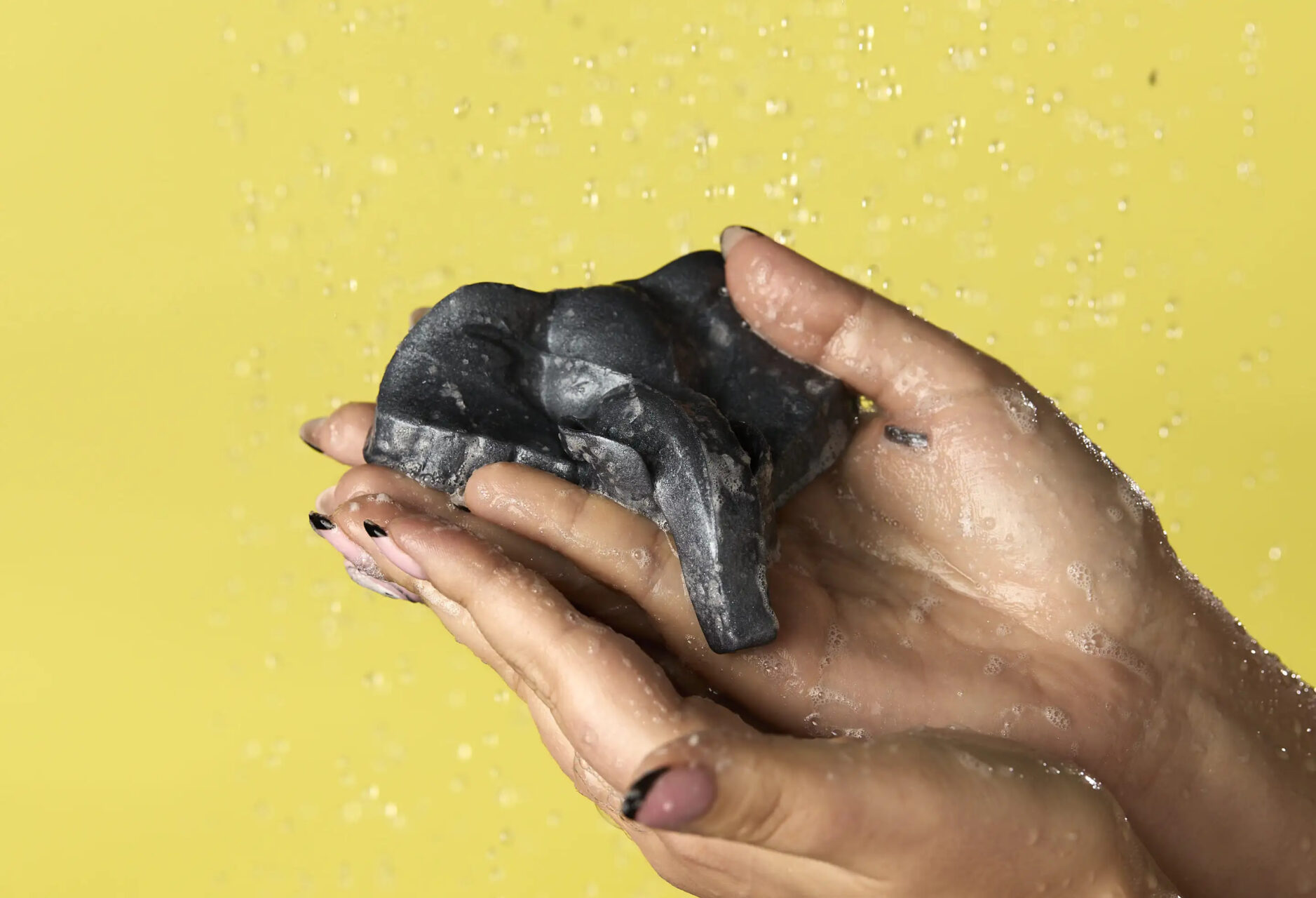 買うだけで熱帯雨林52,000ヘクタールを守る？ ラッシュの新シャワージェリーが話題必至