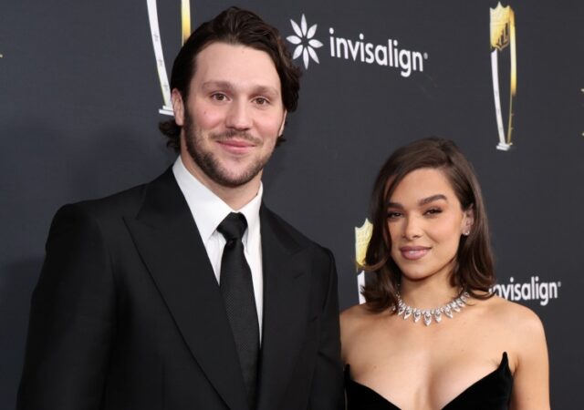 ヘイリー・スタインフェルドがNFL選手との第1子を妊娠 