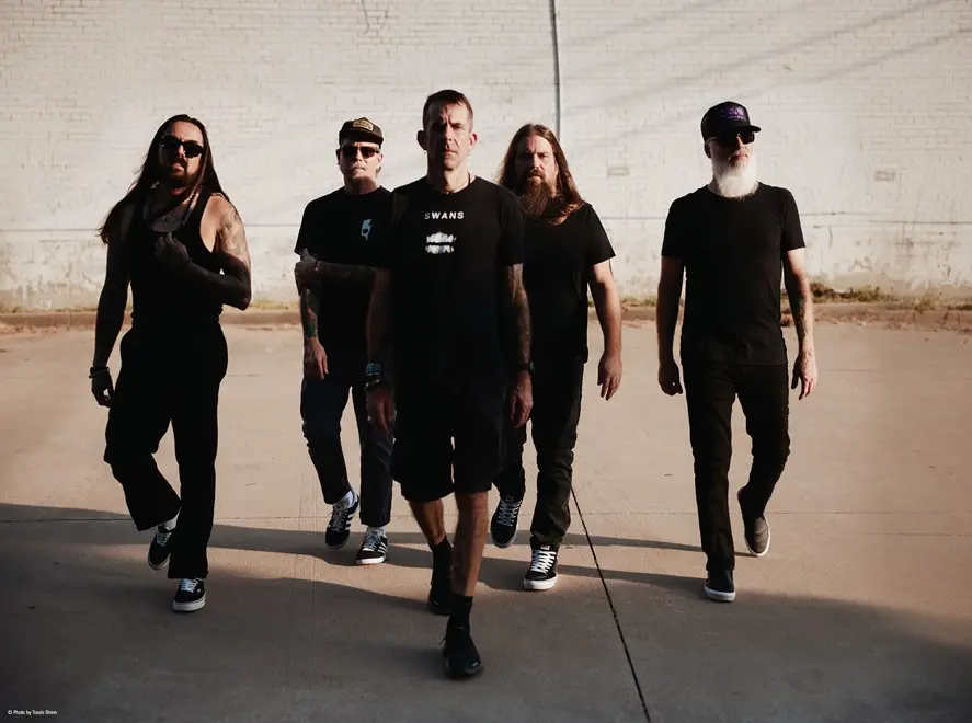 「俺たちが向かう先は忘却だ」――ラム・オブ・ゴッド、新作『イントゥ・オブリヴィオン』に刻んだ怒りと危機感