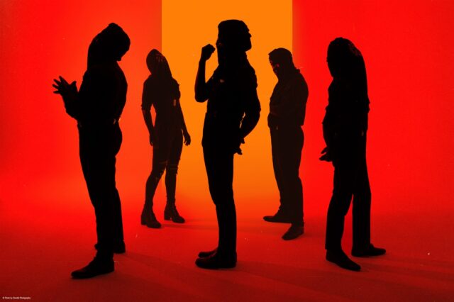 全身黒の覆面メタル集団GAEREAがついに来日――世界進出作『Loss』を携えた“一夜限りの儀式”