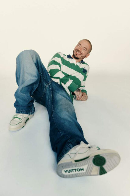 J.バルヴィンがW杯アンセム「JUMP」発表　スティーヴ・ヴァイ＆トラヴィス・バーカー参加の豪華コラボに注目