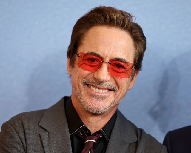 ロバート・ダウニー・Jr、インフルエンサー文化に危機感、「情報時代の詐欺師」