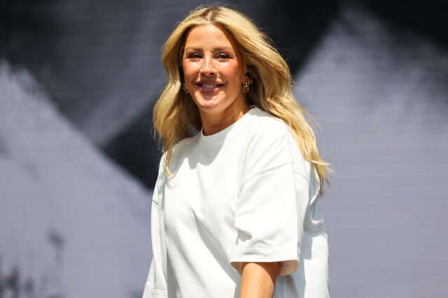 エリー・ゴールディング、新曲「Black Prada Dress」——“内なる不安”と向き合う一曲