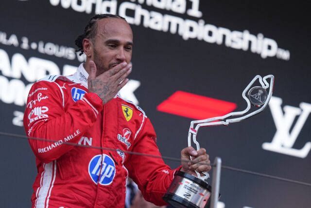 キム・カーダシアン、モナコGPでハミルトンを応援