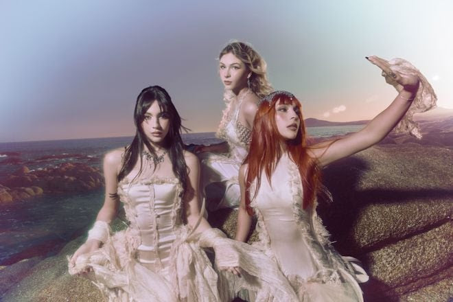 SUMMER SONIC 2026出演を前に加速する存在感――The Warning、新アルバム『Everything’s Falling』と新曲『Ritual』を同時発表