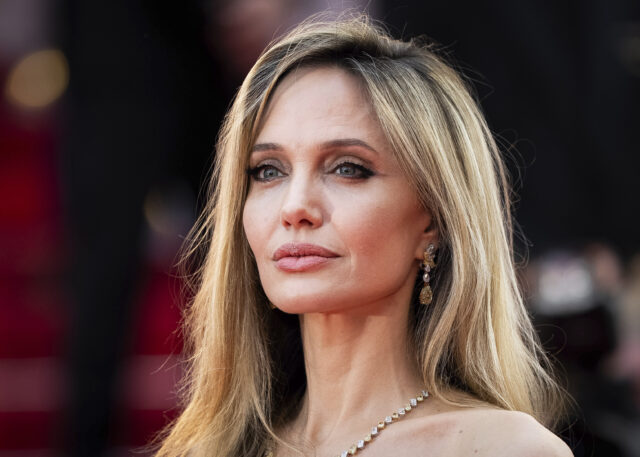 「子どもたちが18歳になれば、ここを離れられる」アンジェリーナ・ジョリーの選択