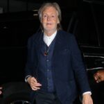 62年ぶりの「抱きしめたい」——ポール・マッカートニーがテイラーの結婚式で演奏した曲が音楽史に残る理由