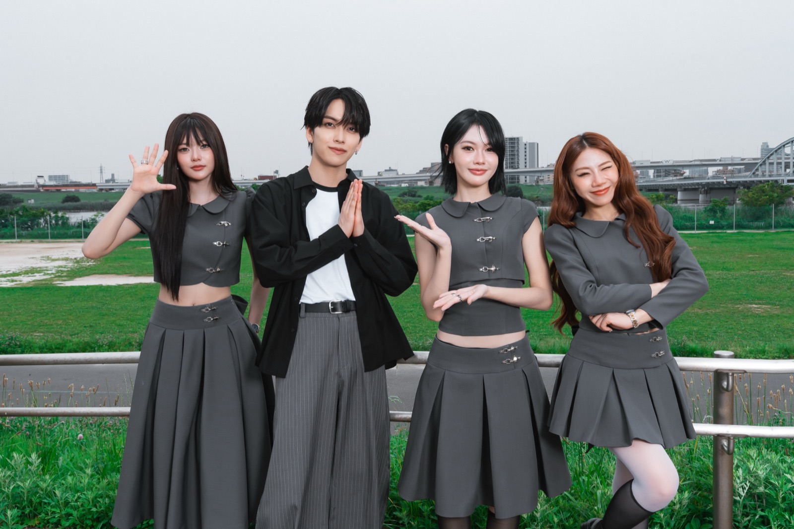 「tsk」MV撮影現場のPiXXiEとMAZZELのEIKI