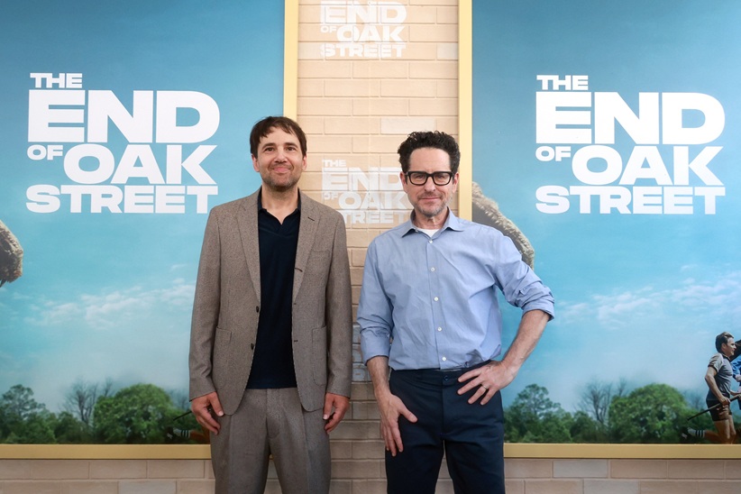 『オークストリートの異変』ワールドプレミアのデヴィッド・ロバート・ミッチェル監督とJ.J.エイブラムス