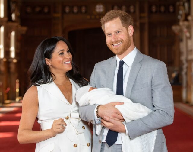 ヘンリー王子＆メーガン妃、6年ぶり英国生活へ　子どもも通学