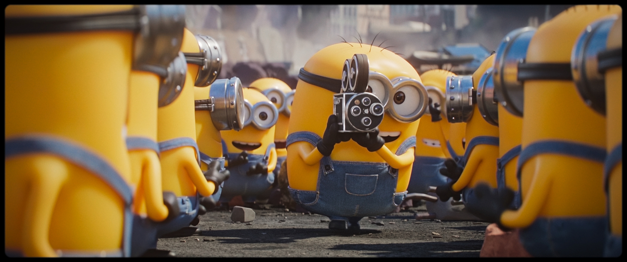 映画カメラを構えるミニオン