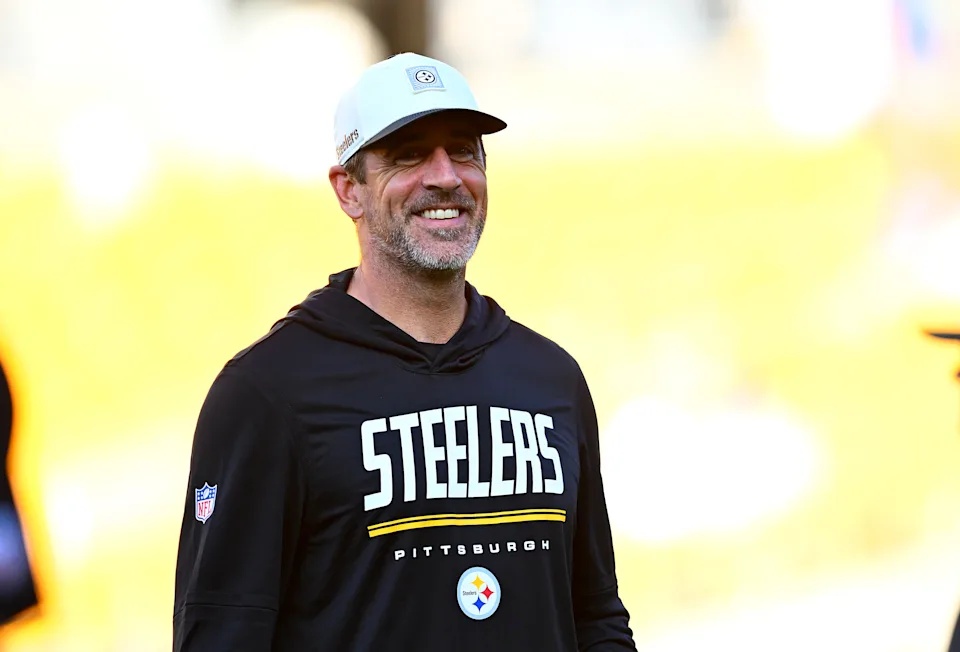 NFL選手アーロン・ロジャース、元恋人2人との破局を語る