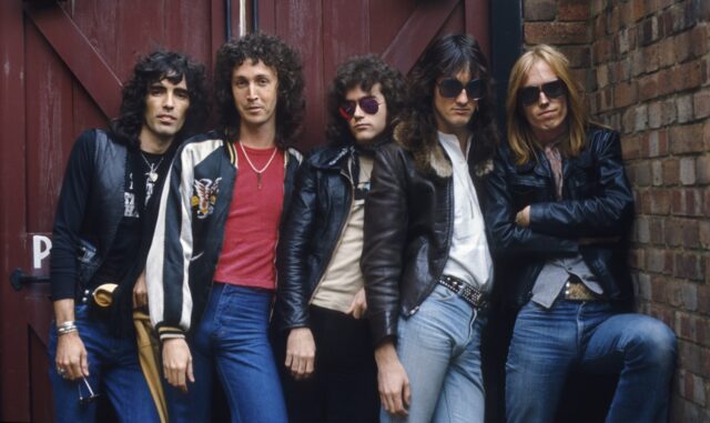 デビュー50周年のトム・ペティ、最初の8年を詰めたボックス発売。27曲が公式初登場