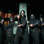 デスイーターが「スタジオツアー東京」を占拠！ 『ハリー・ポッター』のハロウィーンイベントでスリルあふれる限定ライブパフォーマンスも