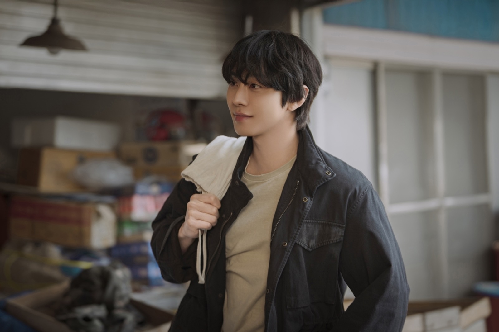 『ファイナル・テーブル』でカン・ハンを演じるアン・ヒョソプ