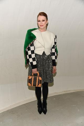 女優のジュリアン・ムーア