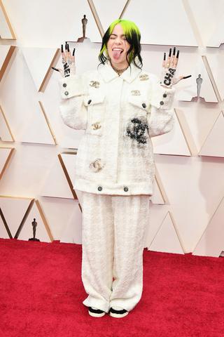 ビリー・アイリッシュ：Chanel