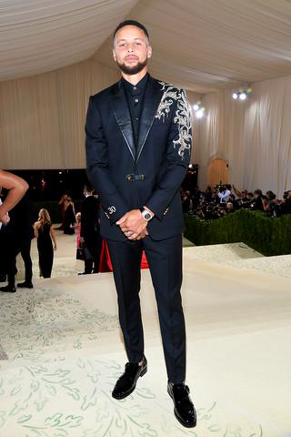 ステフィン・カリー：Versace