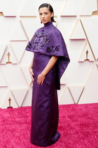 ナオミ・スコット：Fendi