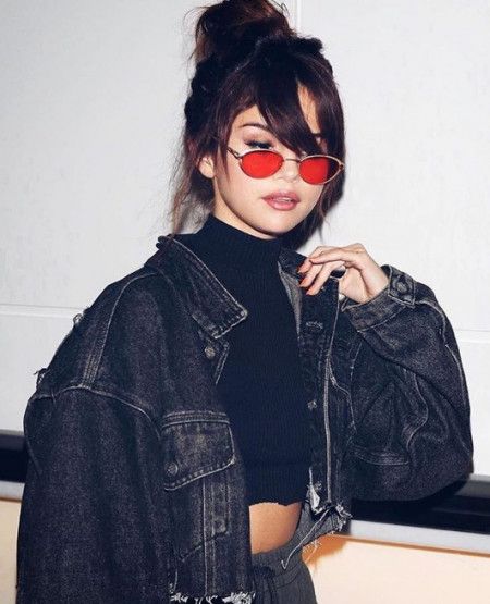 羽田空港に到着したセレーナ・ゴメス selena gomez　ジャスティン・ビーバー デュエット