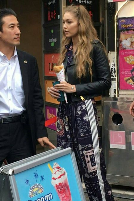 ジジ・ハディッド　Gigi Hadid　来日　原宿　渋谷　東京　日本　クレープ　初来日　モデル　ダイエット　
