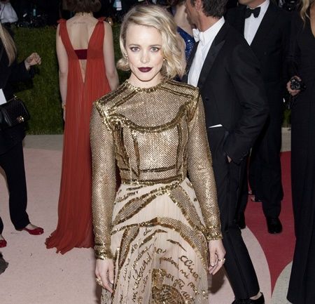 映画『スポットライト』でアカデミー賞助演女優賞にノミネートされたレイチェルは、現在は脚本家の男性と交際中。