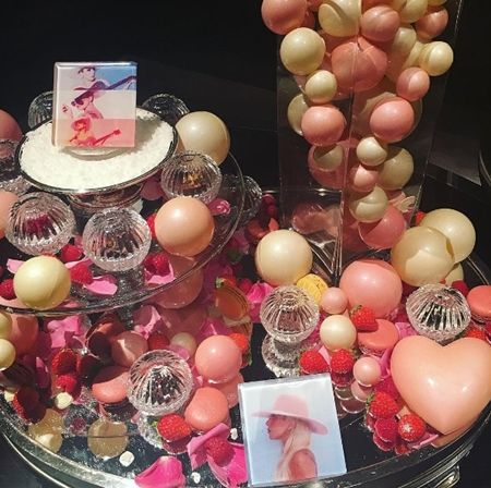 レディー・ガガ Lady Gaga  来日 成田空港 ホテル 来日1日目まとめ