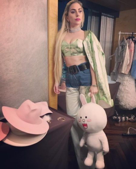 レディー・ガガ Lady Gaga LINE コニー