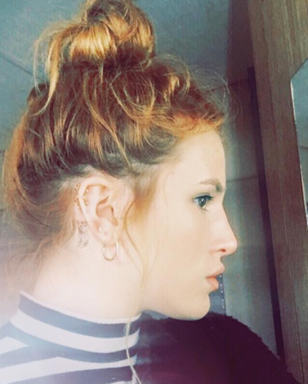 ベラ・ソーン タトゥー 猫